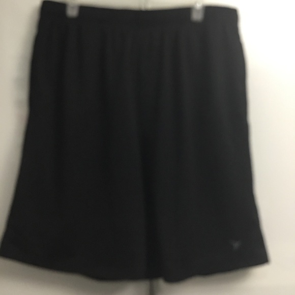 Old Navy Active Mens Shorts - Picture 2 of 4